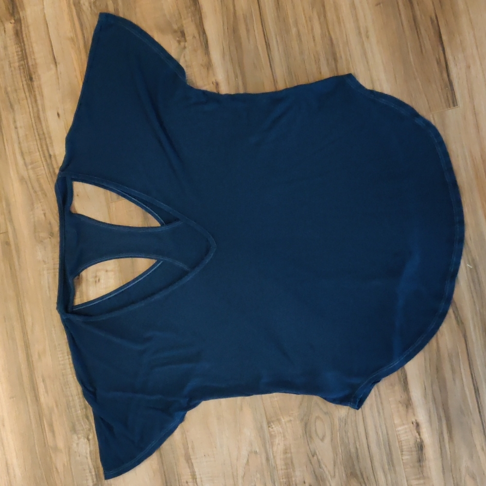 EUC Open back Tshirt